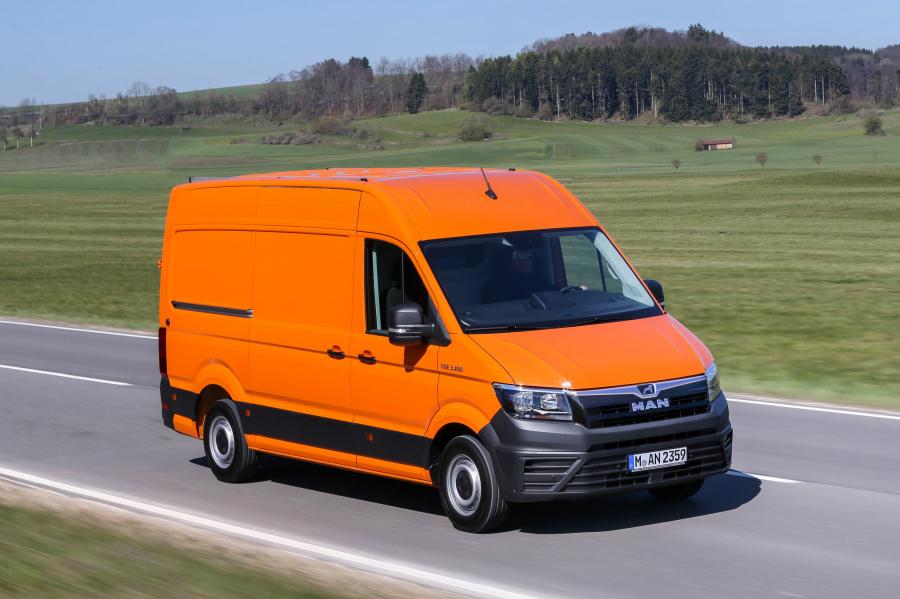  MAN TGE 3.100 Van 2017 года  (фото 4 из 9)